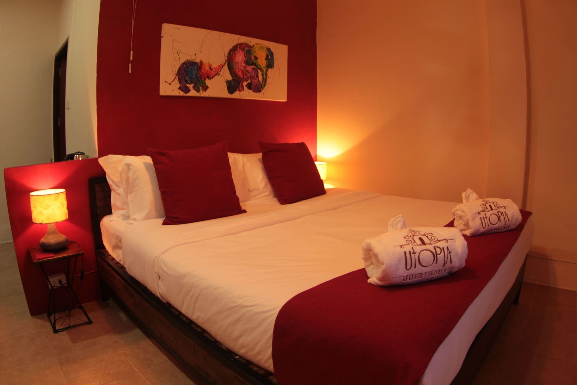 Utopia Guesthouse Ко Тао Екстериор снимка